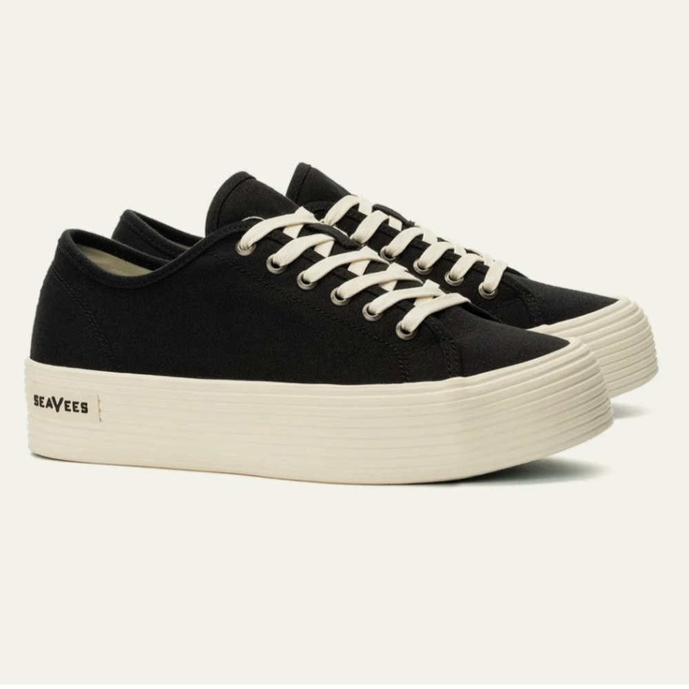 Womens Monterey Platform Sneaker
